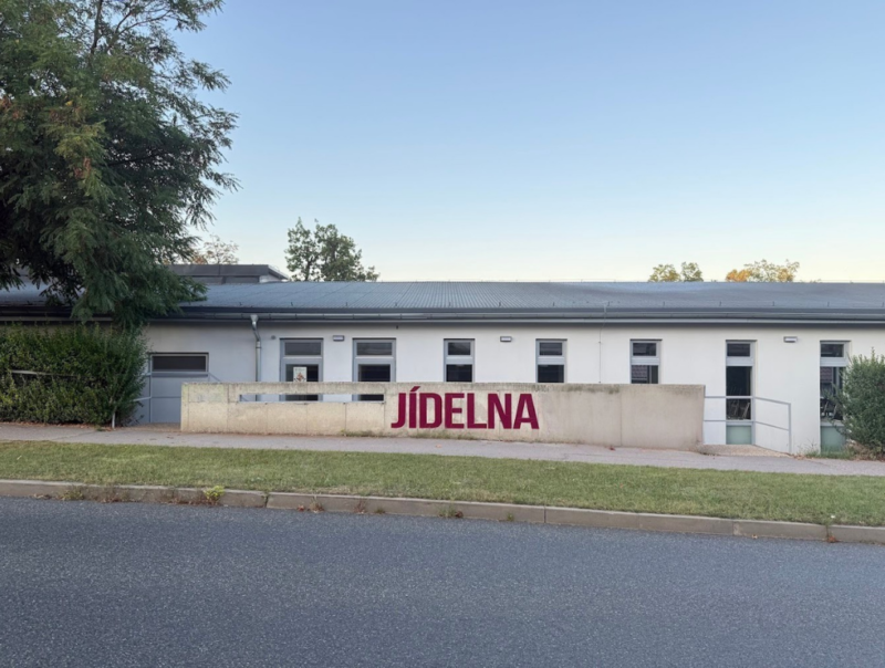 Jídelna 100 chutí